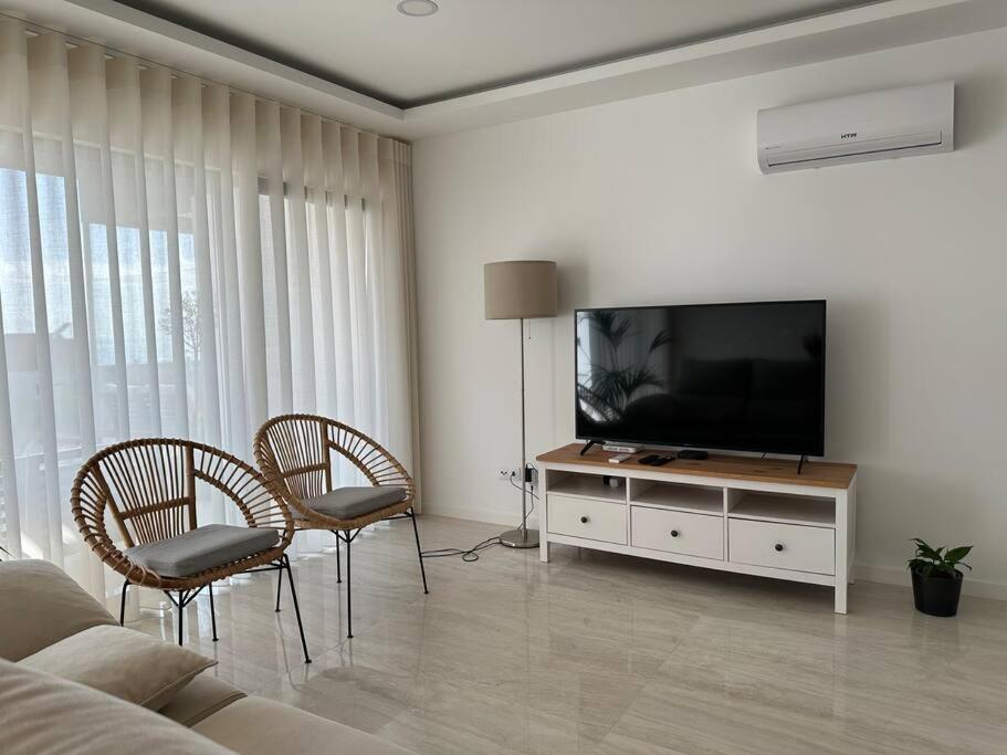 Beach, Ocean View & Bright House เอริเซรา ภายนอก รูปภาพ